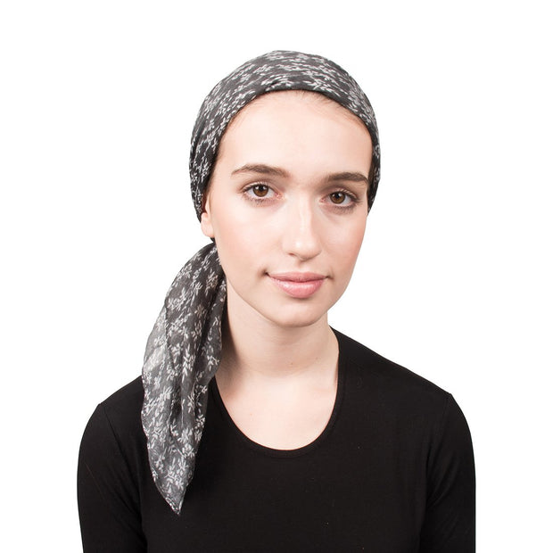 Headscarf with Small Flowers